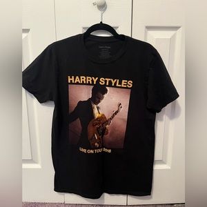 harry styles live on tour shirt